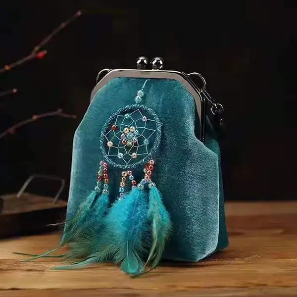 metal clasp purse frame