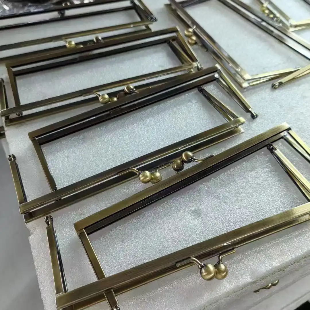  coin purse clasp hardware