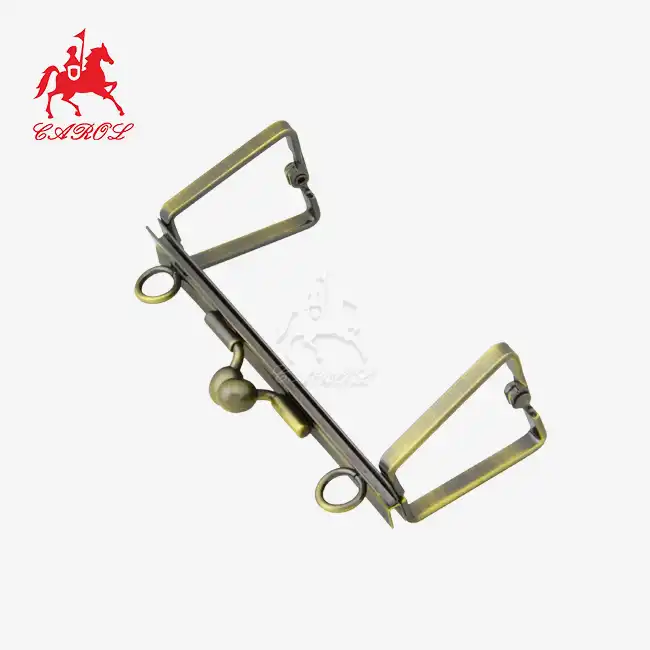 Kiss Clasp Frames 0032A
