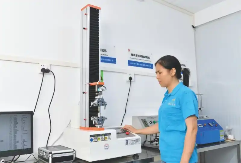 img-588-399 img-588-399