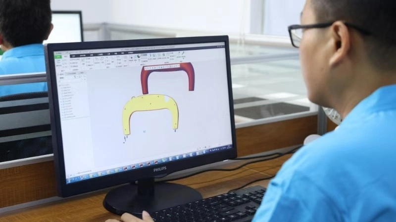  metal wallet frames