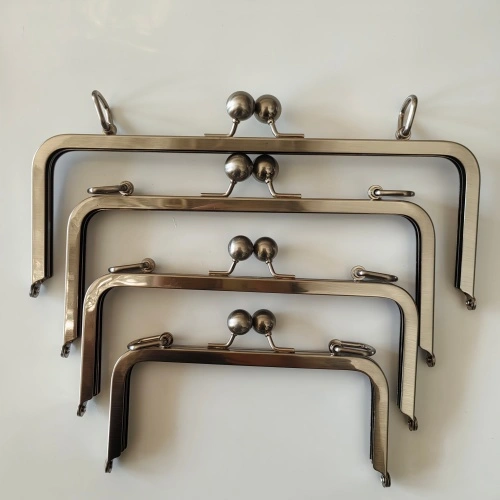 Kiss lock metal frames 