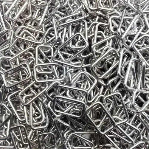 bag hardware