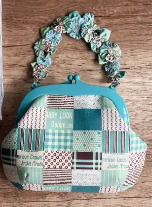 metal clasp purse frame