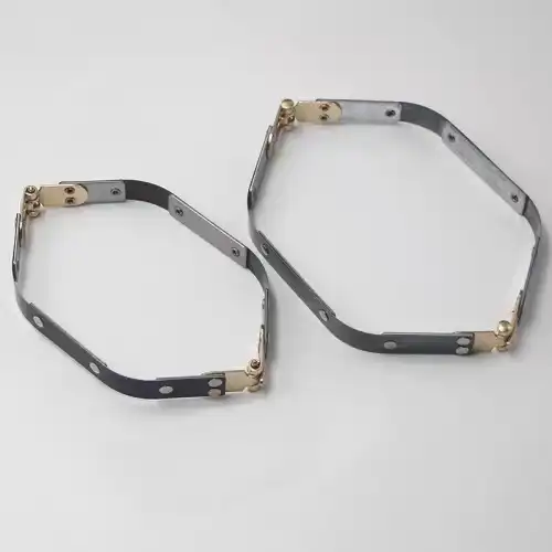 How does an internal internal flex purse frame work?