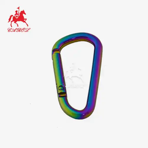 What is the difference between D and offset D carabiner hooks?