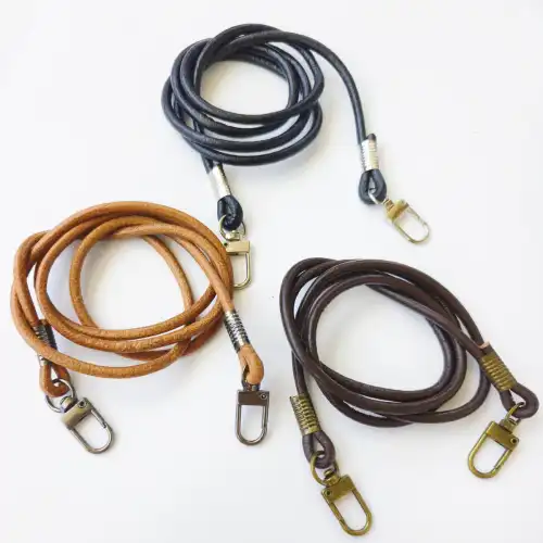 How to make a dog leash hook?