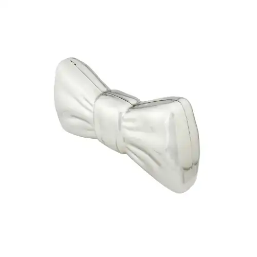Benefits of Bow-Shaped Frames in Fashion Accessories