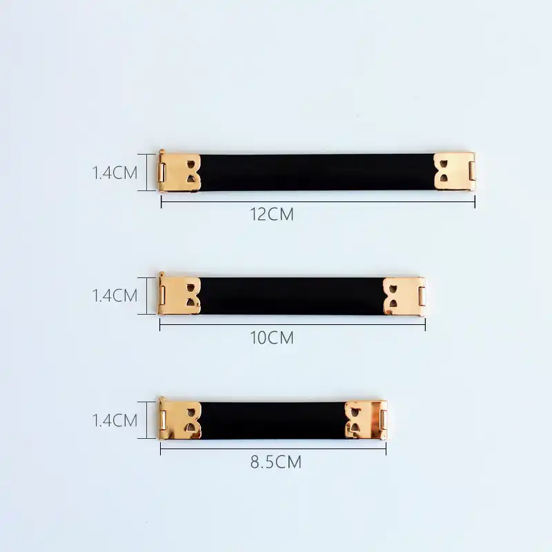 What Is a Metal Internal Flex Frame Purse?